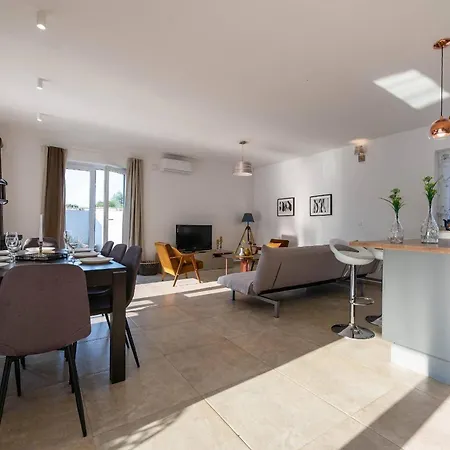 Blaise Holiday home