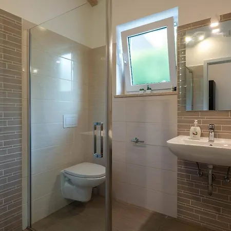 Holiday home Blaise Manjadvorci